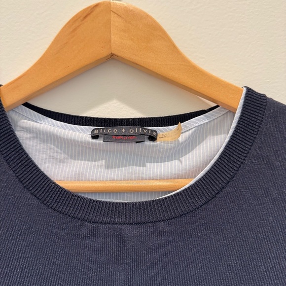 Alice + Olivia Iva Top 2 in 1 Sweater and Tank Layered navy blue 
Size M - Picture 4 of 9